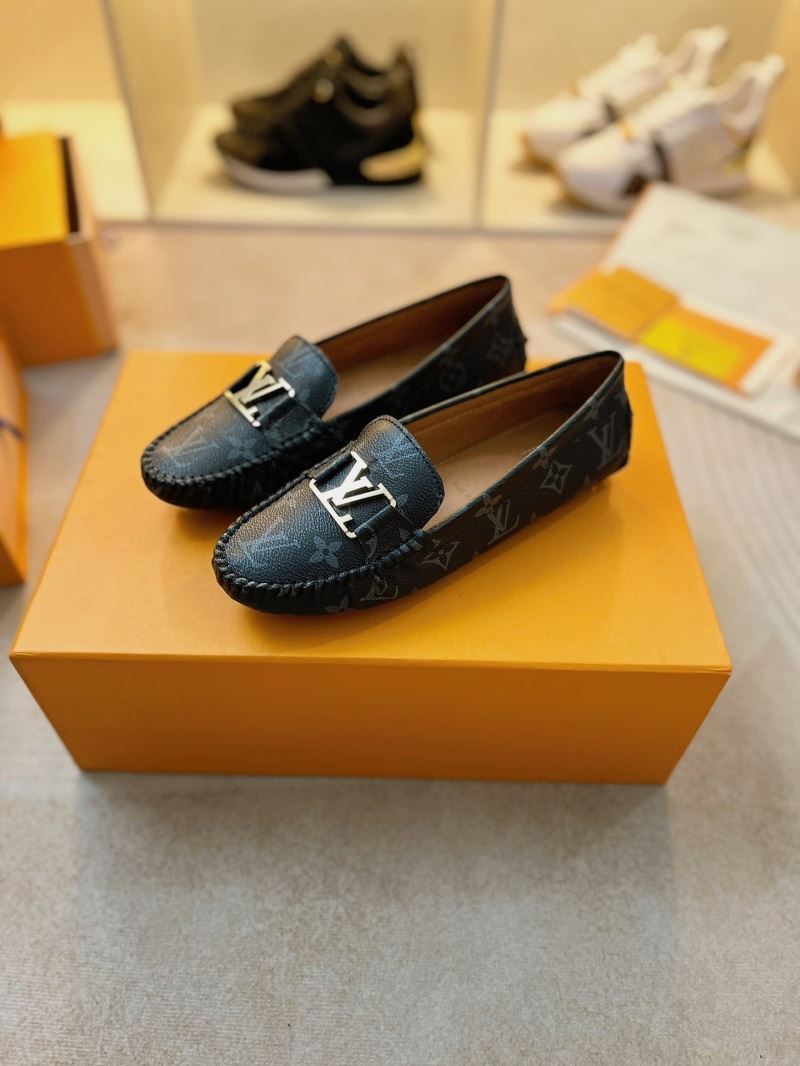 Louis Vuitton Low Shoes